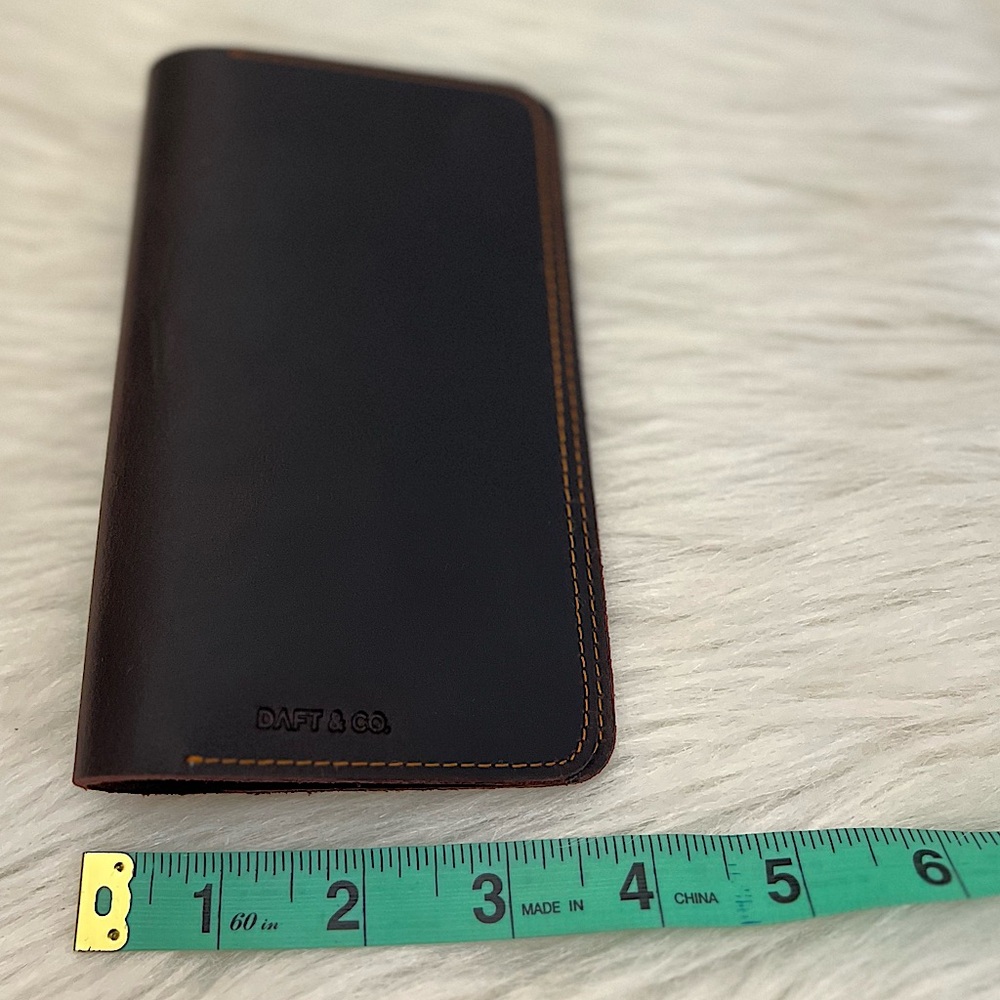 DAFT & CO - BROWN LEATHER COMPACT BIFOLD WALLET WITH PEN - Picture 7 of 10